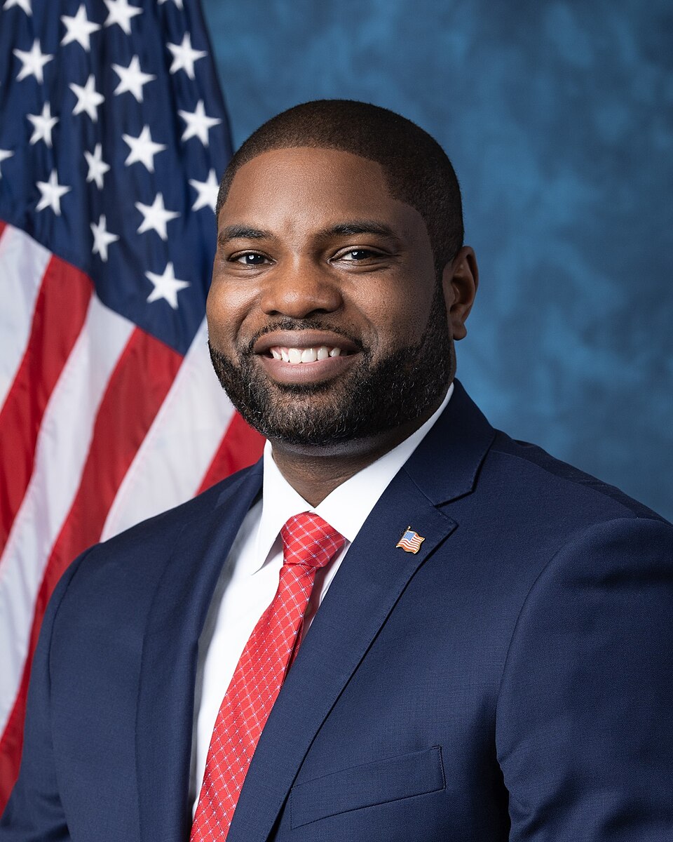 Official portrait of Rep. Byron Donalds